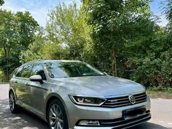 Silber Gebraucht 2015 VW Passat Highline Kombi | 14.300 € (Guter Preis)
