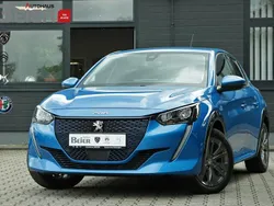 Blau Gebraucht 2021 Peugeot e-208 Allure Kleinwagen | 16.980 € (Fairer Preis)