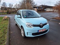 Grün Gebraucht 2021 Renault Twingo Zen Kleinwagen | 9.699 € (Superpreis)
