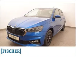 Raceblau metallic Gebraucht 2024 Skoda Fabia Selection Limousine | 19.440 € (Fairer Preis)