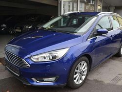 Blau Gebraucht 2015 Ford Focus Titanium Kombi | 6.400 € (Guter Preis)