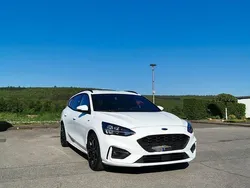Weiß Gebraucht 2019 Ford Focus ST-Line Kombi | 17.300 € (Guter Preis)