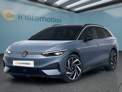 Blau Gebraucht 2024 VW ID.7 Kombi | 50.299 €