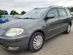 Grün Gebraucht 2004 Toyota Corolla Sol Kombi | 2.500 € (Superpreis)