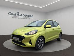 Grün Neu 2025 Hyundai i10 Trend Kleinwagen | 18.632 € (Guter Preis)