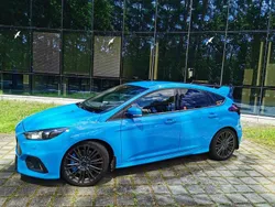 Blau Gebraucht 2016 Ford Focus RS Limousine | 24.500 €