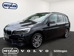Schwarz Gebraucht 2018 BMW 220 Gran Tourer Sport Line Van / Kleinbus | 18.900 € (Fairer Preis)