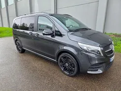 Grau Gebraucht 2022 Mercedes V300 AMG Van / Kleinbus | 55.900 € (Superpreis)