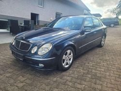 Schwarz Gebraucht 2003 Mercedes E270 Classic Limousine | 2.700 € (Fairer Preis)