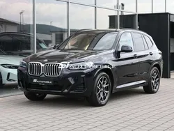 Carbonschwarz metallic Gebraucht 2024 BMW X3 M Sport SUV | 63.950 € (Fairer Preis)