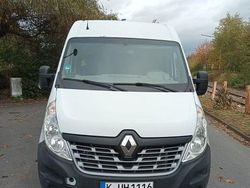 Weiß Gebraucht 2017 Renault Master Van / Kleinbus | 8.000 €