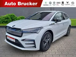 Weiss Gebraucht 2024 Skoda Enyaq iV Lounge SUV | 48.980 € (Guter Preis)