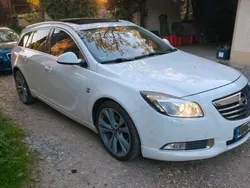 Weiß Gebraucht 2010 Opel Insignia OPC Kombi | 5.750 € (Fairer Preis)