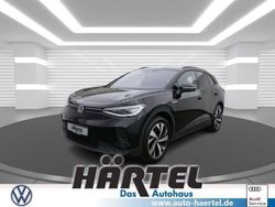Grenadillschwarz (black), metallic Gebraucht 2023 VW ID.4 Pro Performance SUV | 37.900 € (Etwas zu teuer)