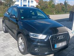 Schwarz Gebraucht 2013 Audi Q3 SUV | 13.900 € (Fairer Preis)