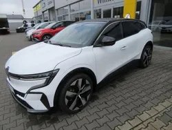 Weiss Gebraucht 2024 Renault Mégane Techno Limousine | 39.850 €