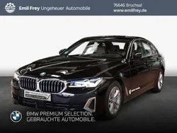 Saphirschwarz metallic Gebraucht 2022 BMW 530 Luxury Line Limousine | 50.880 €