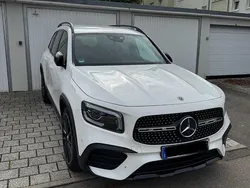 Weiß Gebraucht 2020 Mercedes GLB250 Night SUV | 36.900 € (Etwas zu teuer)