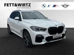Alpinweiß Gebraucht 2021 BMW X5 M Sport SUV | 52.590 € (Superpreis)