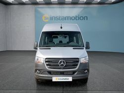 Silber Gebraucht 2023 Mercedes Sprinter Van | 57.149 €