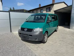 Grün Gebraucht 2007 VW T5 Van | 14.550 € (Teuer)