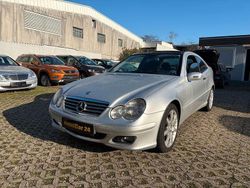 Silber Gebraucht 2005 Mercedes C200 Coupé | 3.450 € (Fairer Preis)
