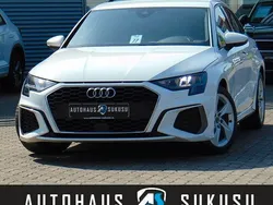 Ibisweiß Gebraucht 2024 Audi A3 Sportback S-Line Limousine | 25.990 € (Guter Preis)