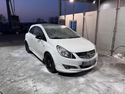 Weiß Gebraucht 2009 Opel Corsa Kleinwagen | 1.990 € (Fairer Preis)