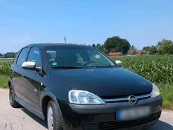 Schwarz Gebraucht 2001 Opel Corsa Kleinwagen | 750 € (Guter Preis)