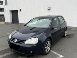 Blau Gebraucht 2006 VW Golf V Kleinwagen | 2.999 € (Fairer Preis)