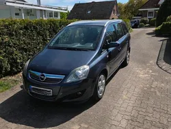 Blau Gebraucht 2008 Opel Zafira Van / Kleinbus | 4.500 € (Etwas zu teuer)