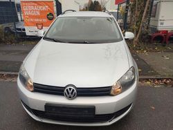 Silber Gebraucht 2011 VW Golf VI Trendline Kombi | 2.990 € (Guter Preis)