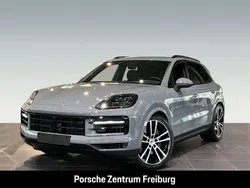 Grau Gebraucht 2024 Porsche Cayenne SUV | 125.870 €