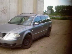 Grau metallic Gebraucht 2003 VW Passat Kombi | 1.350 € (Guter Preis)