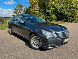 Grau Gebraucht 2009 Mercedes E350 Limousine | 13.990 € (Etwas zu teuer)