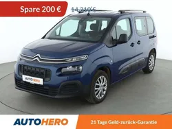 Deep blue Gebraucht 2019 Citroën Berlingo Live Van / Kleinbus | 14.110 € (Etwas zu teuer)