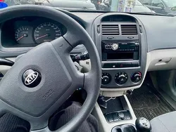 Grau Gebraucht 2005 Kia Cerato Limousine | 1.800 €