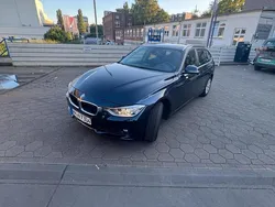 Blau Gebraucht 2014 BMW 320 Kombi | 8.599 €