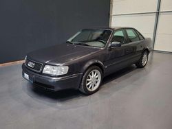 Vulkanschwarz Gebraucht 1994 Audi S4 Sport Limousine | 25.950 €