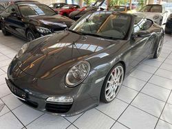 Grau Gebraucht 2006 Porsche 911 | 59.997 €