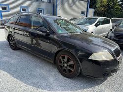 Schwarz Gebraucht 2007 Skoda Octavia Sport Kombi | 2.499 € (Fairer Preis)