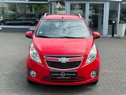 Rot Gebraucht 2010 Chevrolet Spark LS Kleinwagen | 2.690 € (Fairer Preis)