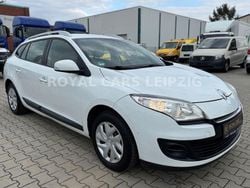 Weiß Gebraucht 2013 Renault Mégane III Expression Limousine | 2.990 € (Fairer Preis)