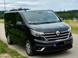 Schwarz Gebraucht 2022 Renault Trafic Van | 33.950 € (Fairer Preis)