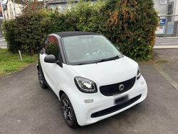 Weiß Gebraucht 2018 Smart ForTwo Coupé Kleinwagen | 5.900 € (Teuer)