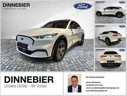 Weiß (metallic) Gebraucht 2022 Ford Mustang Mach-E SUV | 37.564 € (Fairer Preis)