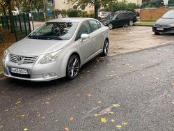 Grau Gebraucht 2011 Toyota Avensis Limousine | 8.500 € (Fairer Preis)