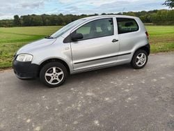 Grau Gebraucht 2008 VW Fox Kleinwagen | 800 € (Guter Preis)