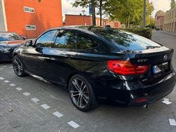 Schwarz Gebraucht 2015 BMW 320 M Sport Limousine | 15.500 € (Fairer Preis)