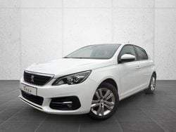 Weiß Gebraucht 2021 Peugeot 308 Active Limousine | 12.999 € (Guter Preis)